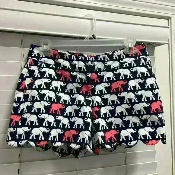 Crown & Ivy Elephant Shorts - Picture 1 of 4